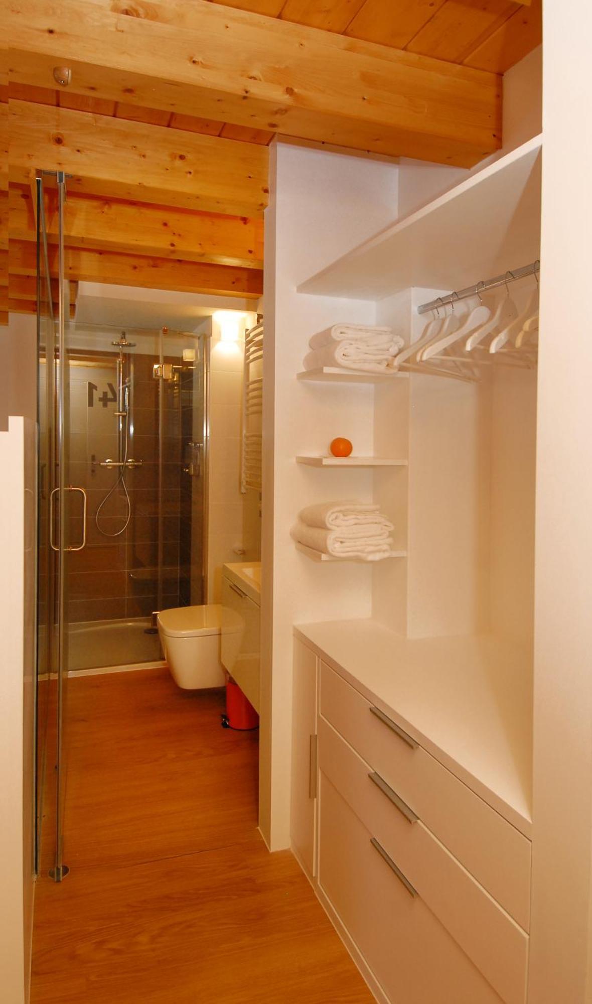 Burgo Hostal Rimbombin מראה חיצוני תמונה